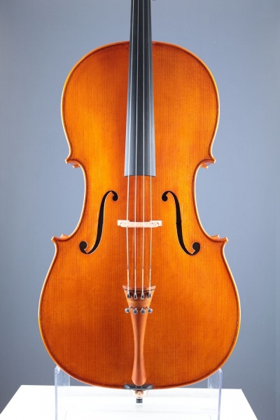 Leonhardt Rainer W. - Mittenwald Anno 2025 - Goldener Gigant - C-419