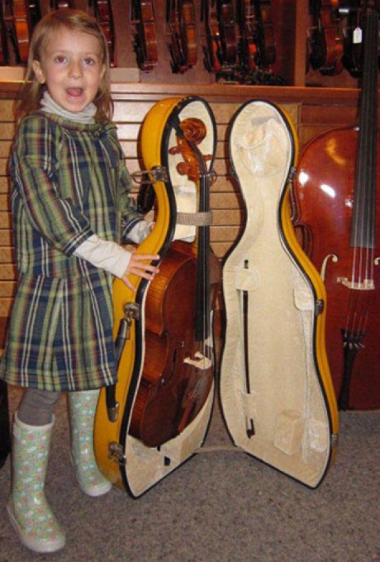 Jüngste Kundin aller Zeiten mit Ihrem 1/16 cello - September 2012
